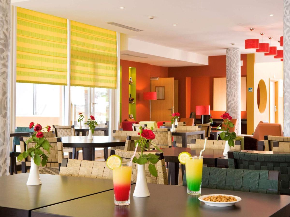 Ibis Cotonou Exterior foto