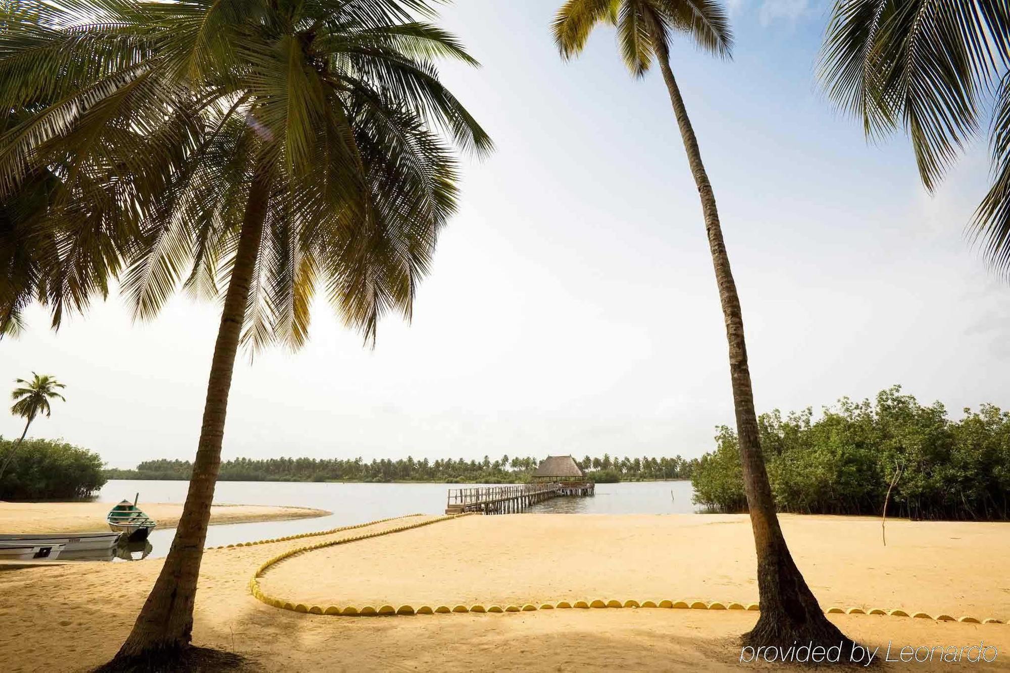 Ibis Cotonou Exterior foto