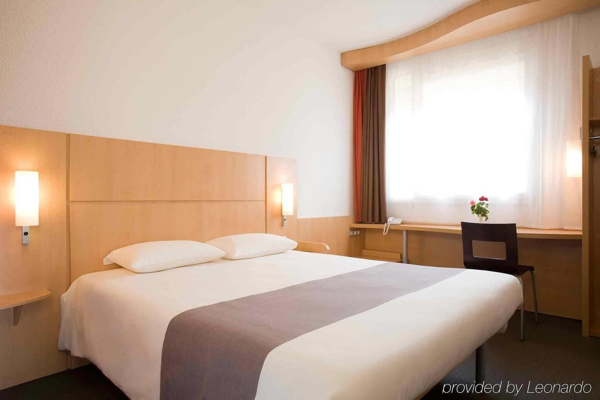 Ibis Cotonou Exterior foto
